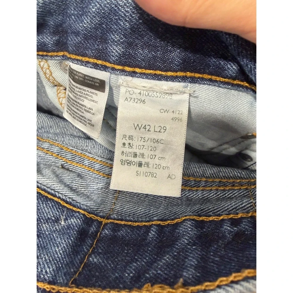 Levi's Mens Jeans 505 Regular Fit Straight Leg Medium Wash Blue 42x29‎